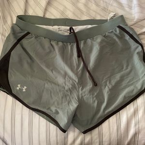 *NWT* Under Armour Athletic Shorts